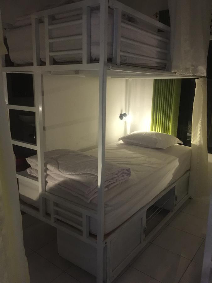 Anggrek Mas Bed & Breakfast *
